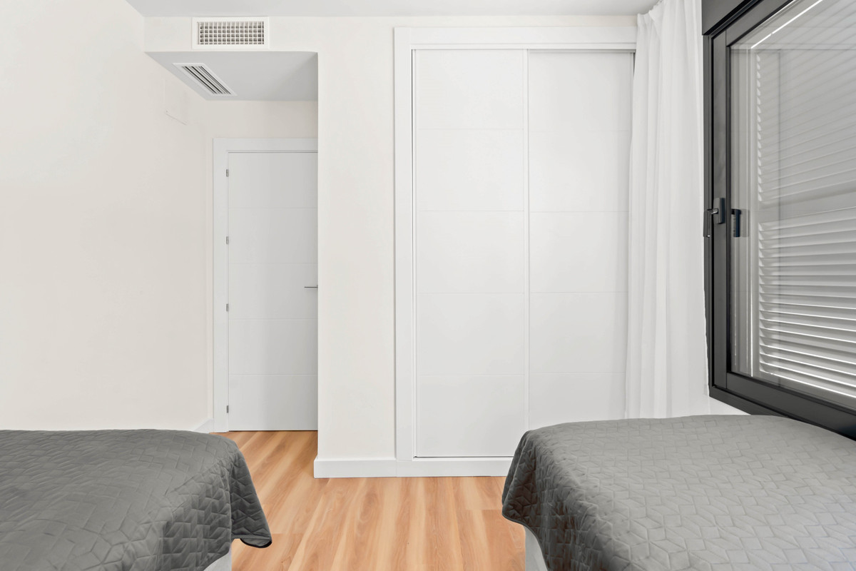 c931e20dea2a931efb0178d21830d2b1 - 16