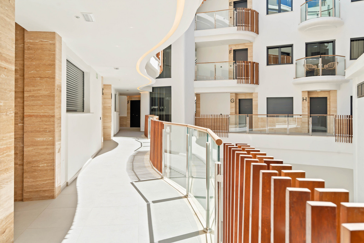 c931e20dea2a931efb0178d21830d2b1 - 19