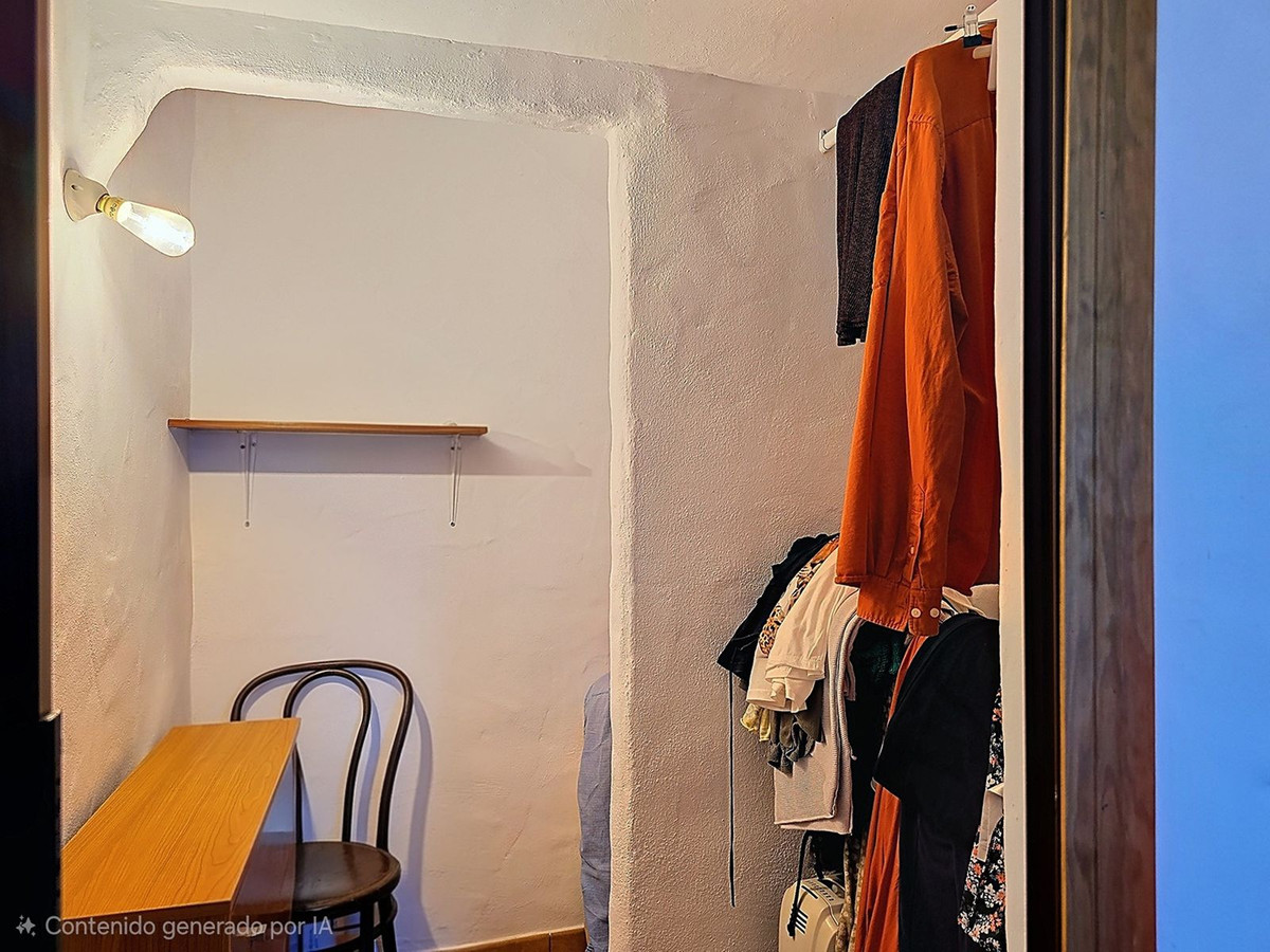 c96c7b89e2b8ced4b2e79f79a68d6d03 - 21