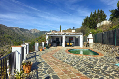 c96c7b89e2b8ced4b2e79f79a68d6d03 - 24