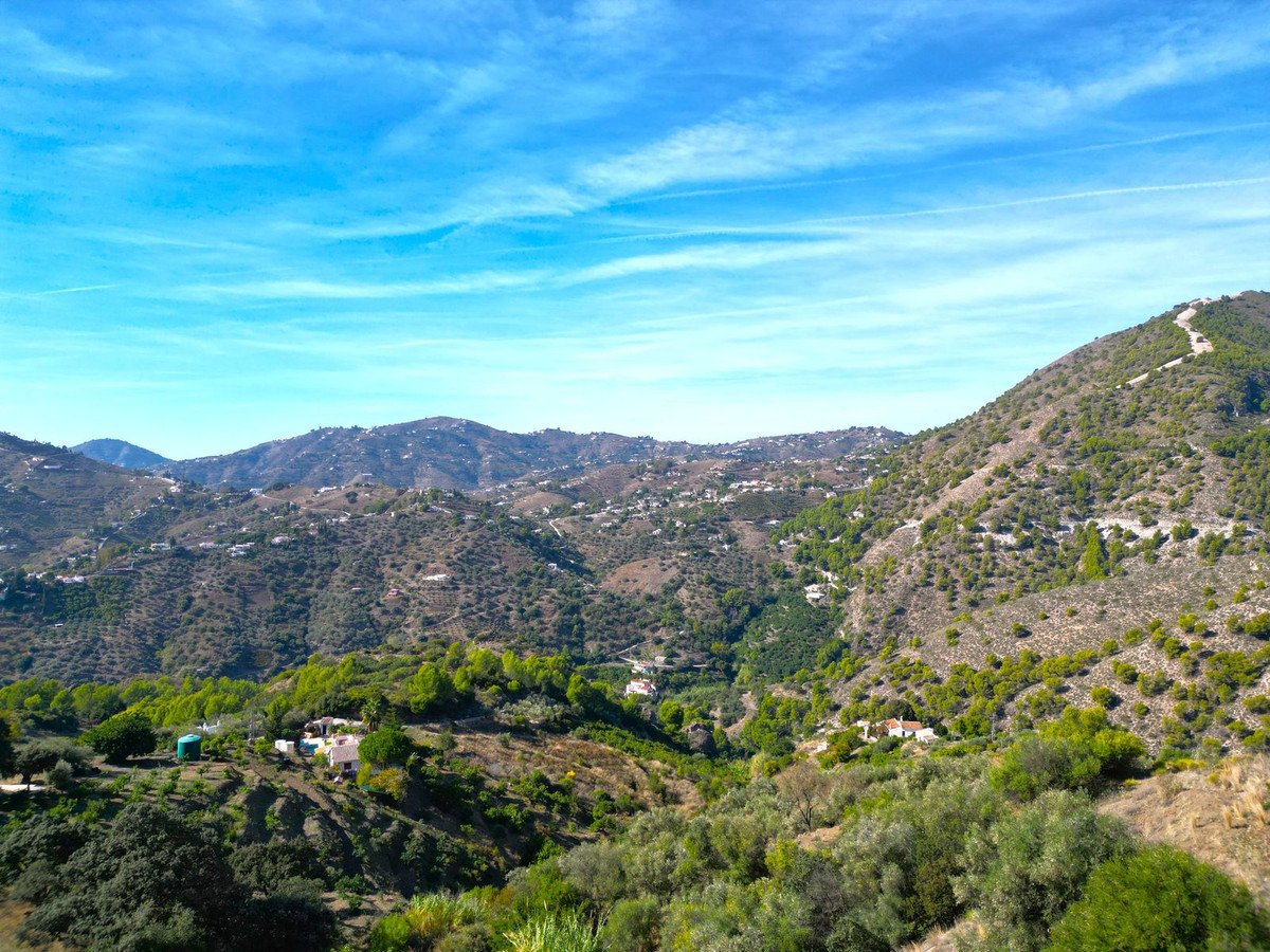 c96c7b89e2b8ced4b2e79f79a68d6d03 - 31