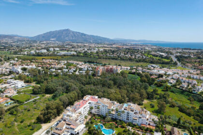 c9730d9a70a374e5abf1e44dc2b2ad82 - 17