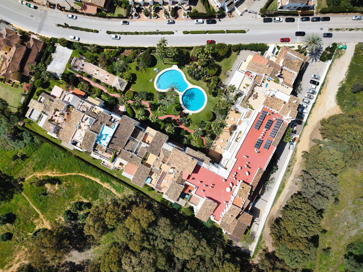 c9730d9a70a374e5abf1e44dc2b2ad82 - 19