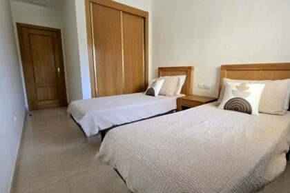 c9cf496b31d150305eaef39e2d45af9d - 13