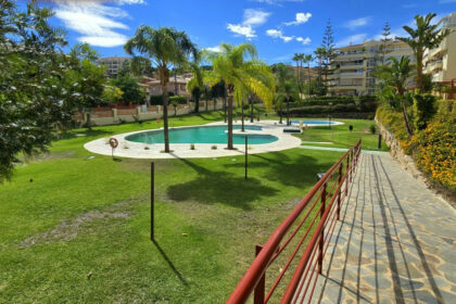 c9cf496b31d150305eaef39e2d45af9d - 24