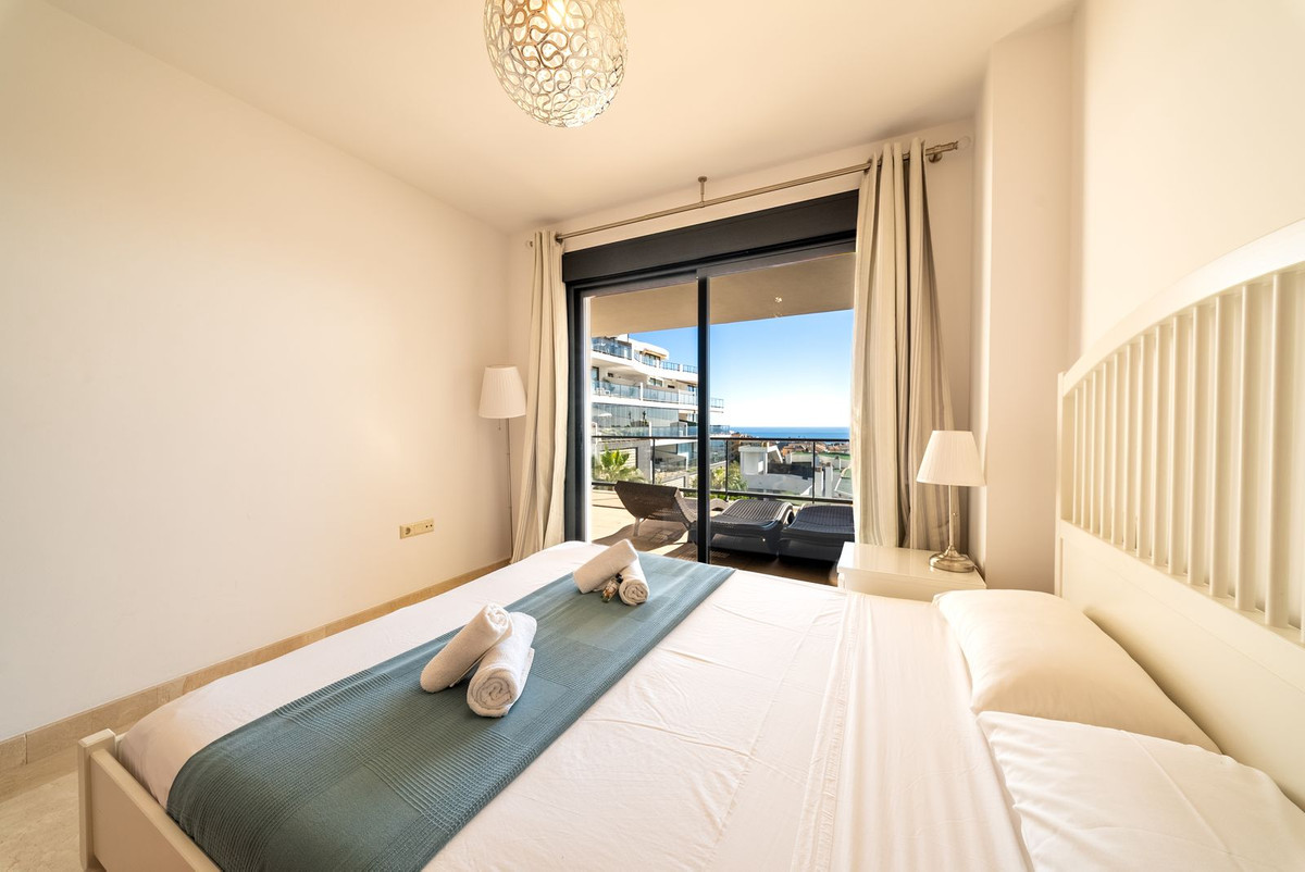 cab04f6f00ecf554c5a415f17d99ac6f - 17