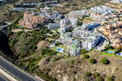 cab04f6f00ecf554c5a415f17d99ac6f - 20