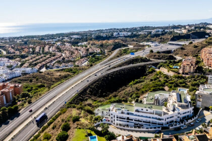 cab04f6f00ecf554c5a415f17d99ac6f - 23