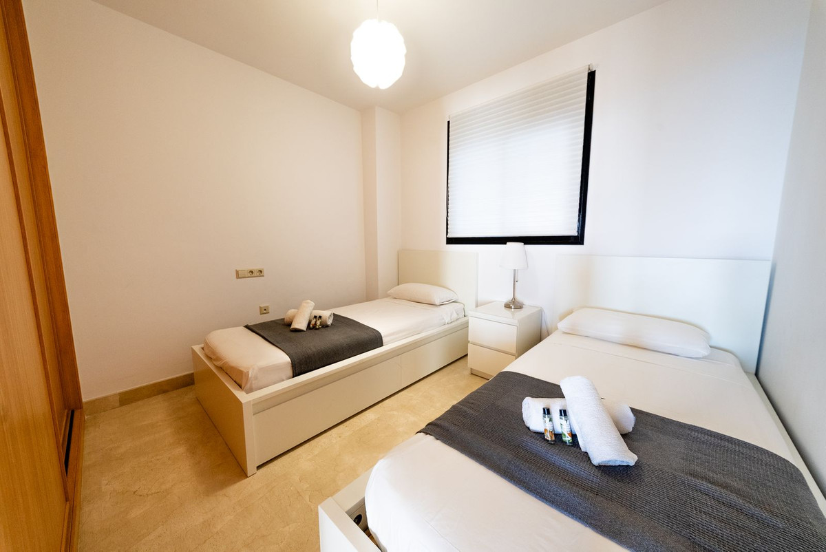 cab04f6f00ecf554c5a415f17d99ac6f - 8