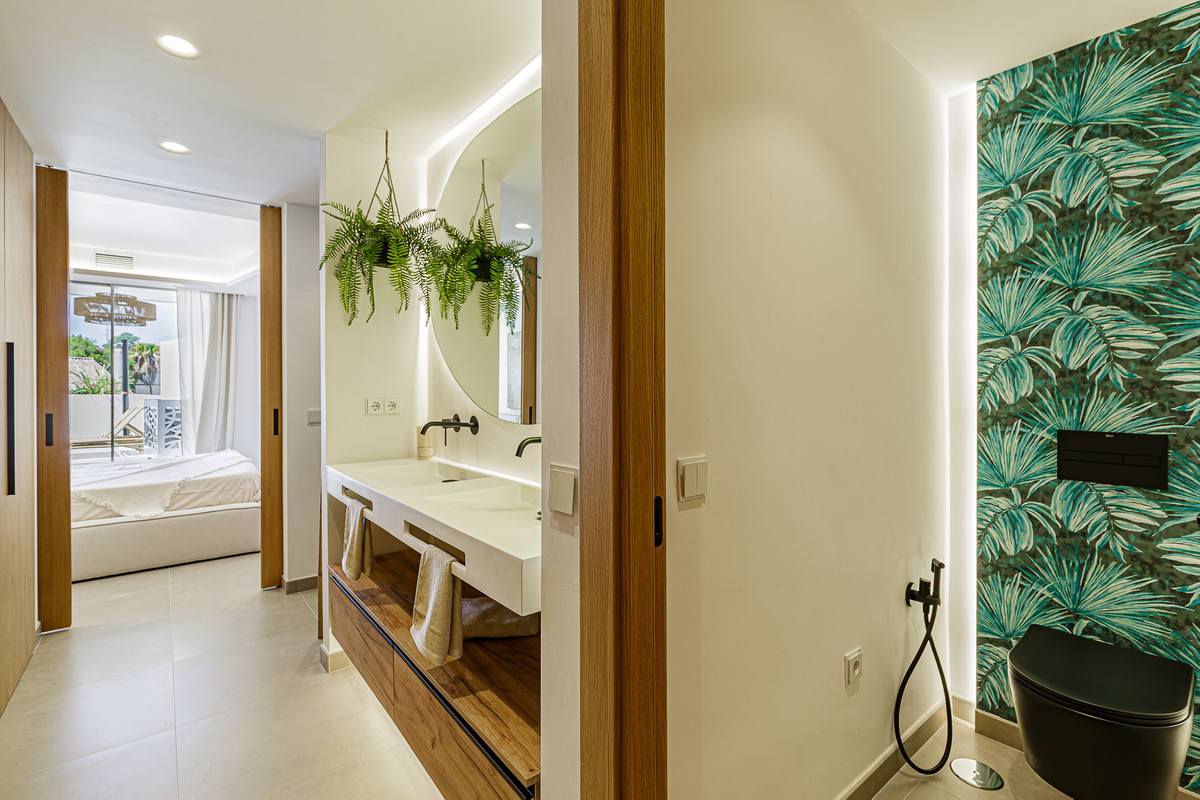 cab0cac89019782bd5631e03ca75f4a0 - 8