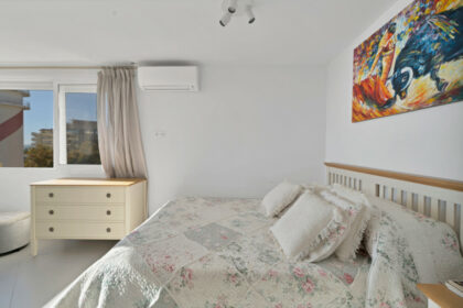 caef432c37e31d9792adb866bb94f75f - 17