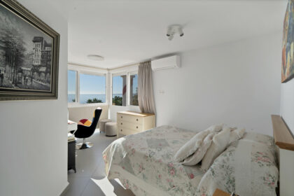 caef432c37e31d9792adb866bb94f75f - 18