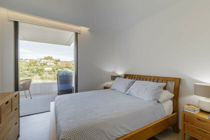 caff26847a82a8fd4fa849f96bae85bc - 10