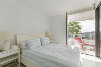 caff26847a82a8fd4fa849f96bae85bc - 8