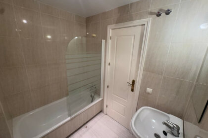 cbad220e17bdc0fd551e173f0558ef08 - 14