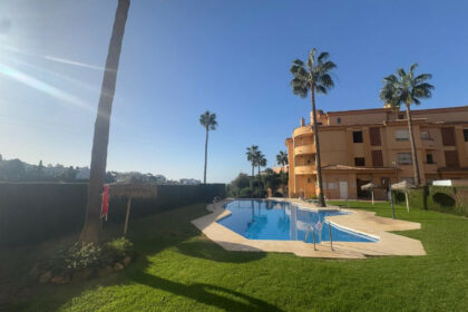 cbad220e17bdc0fd551e173f0558ef08 - 18