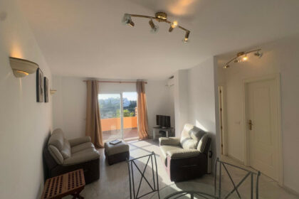 cbad220e17bdc0fd551e173f0558ef08 - 2