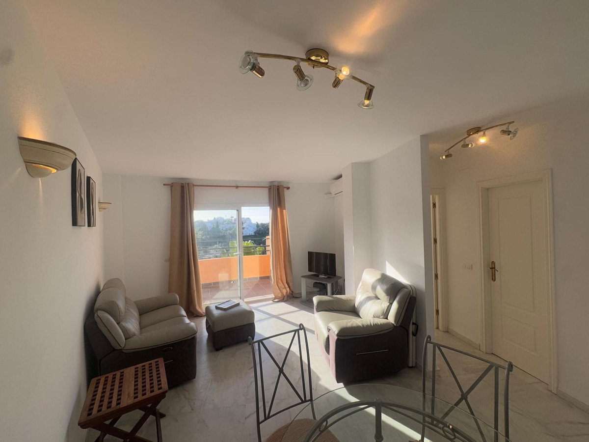 cbad220e17bdc0fd551e173f0558ef08 - 2