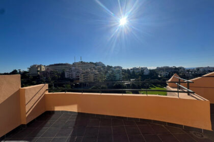 cbad220e17bdc0fd551e173f0558ef08 - 23