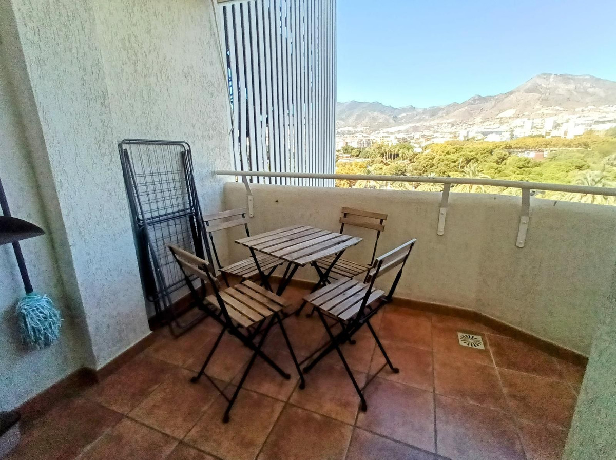 cc4ea0daf114cbb2f4ccbb91b988aa9a - 10