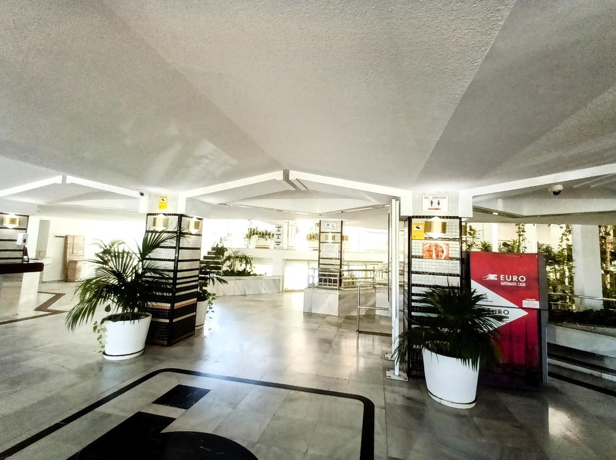 cc4ea0daf114cbb2f4ccbb91b988aa9a - 13