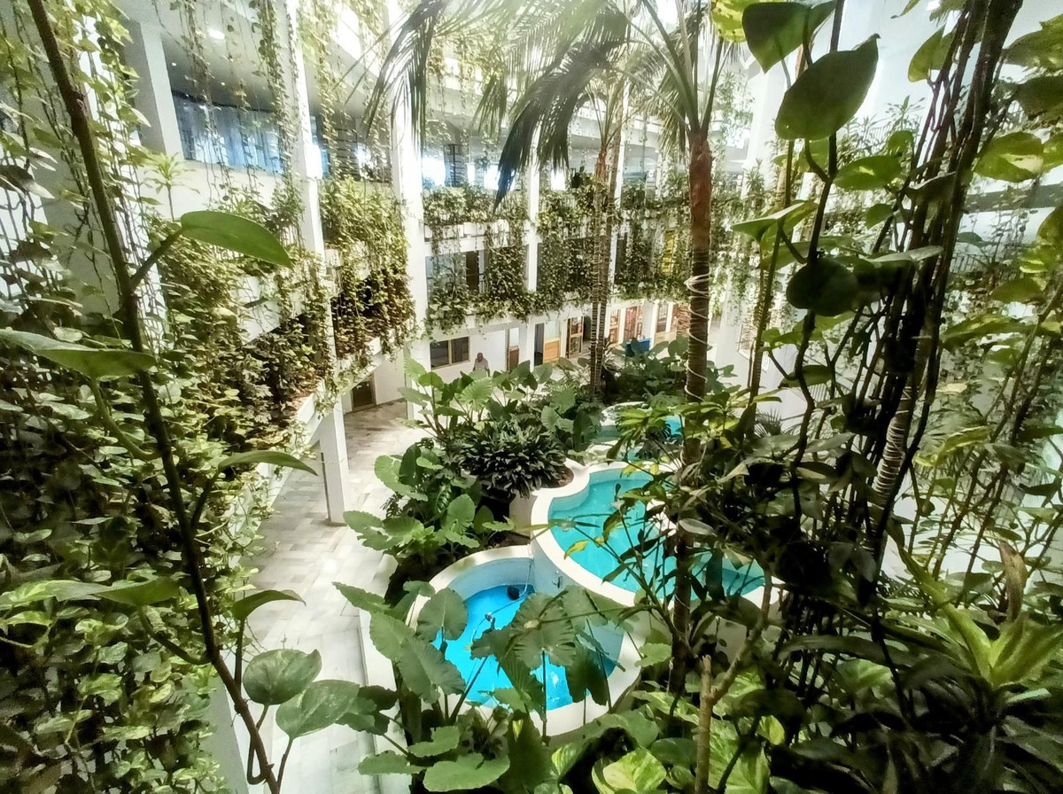 cc4ea0daf114cbb2f4ccbb91b988aa9a - 18