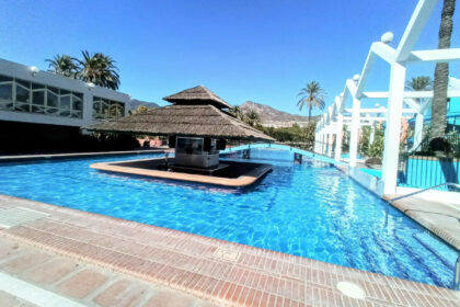 cc4ea0daf114cbb2f4ccbb91b988aa9a - 33