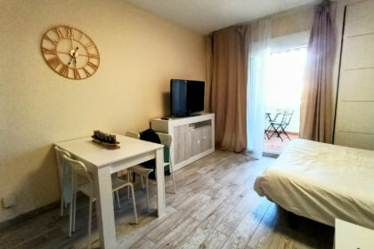 cc4ea0daf114cbb2f4ccbb91b988aa9a - 4