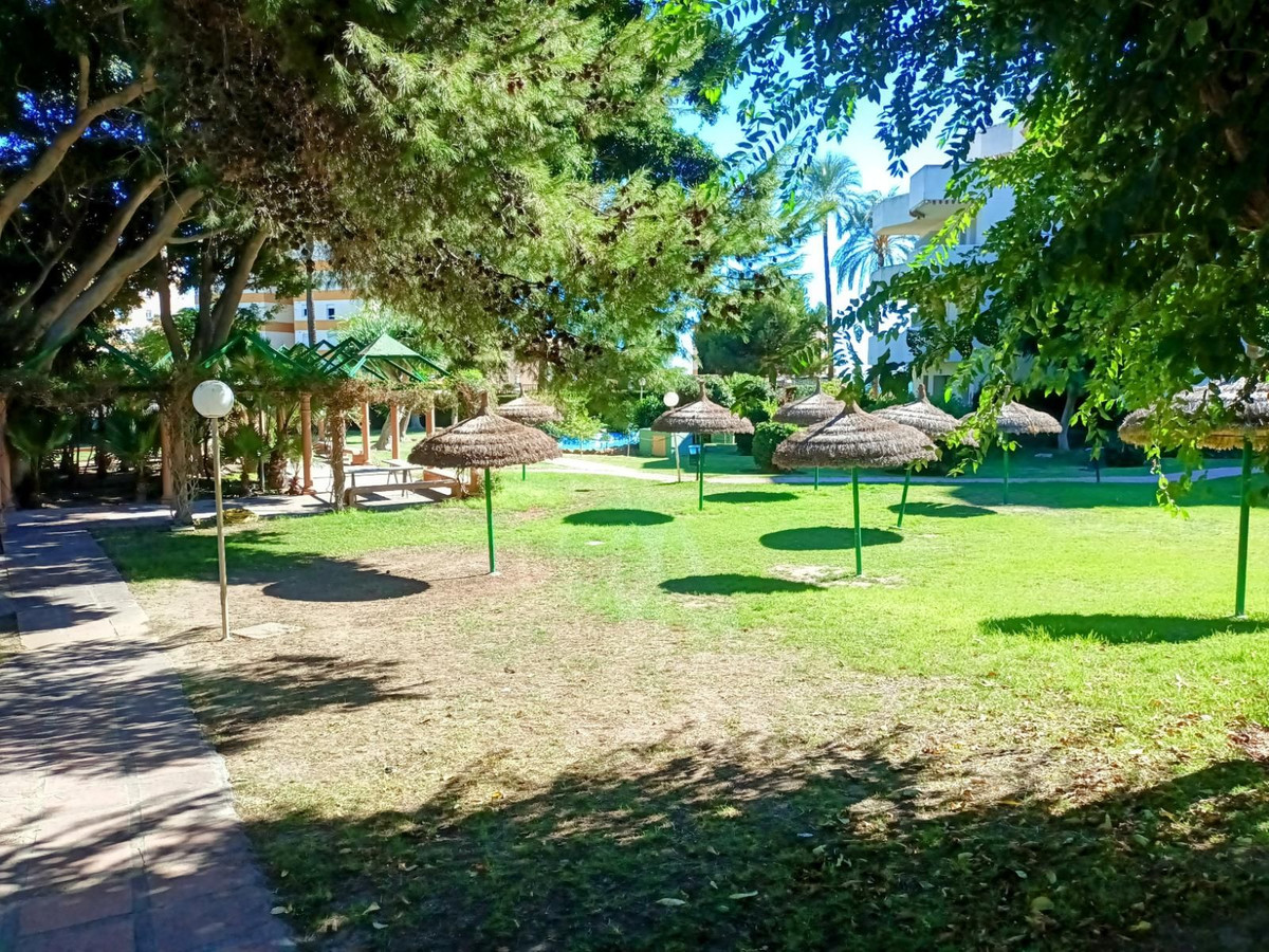 cc4ea0daf114cbb2f4ccbb91b988aa9a - 43