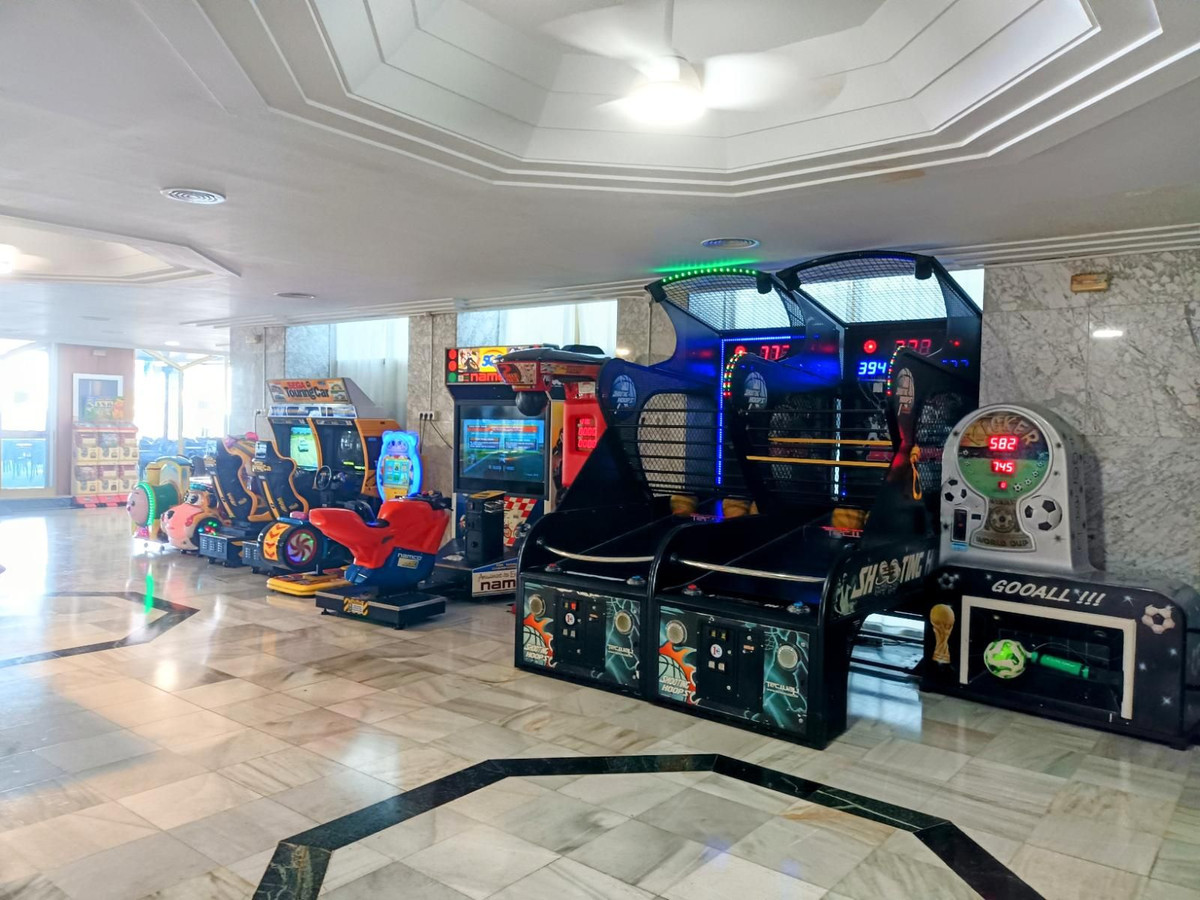 cc4ea0daf114cbb2f4ccbb91b988aa9a - 62