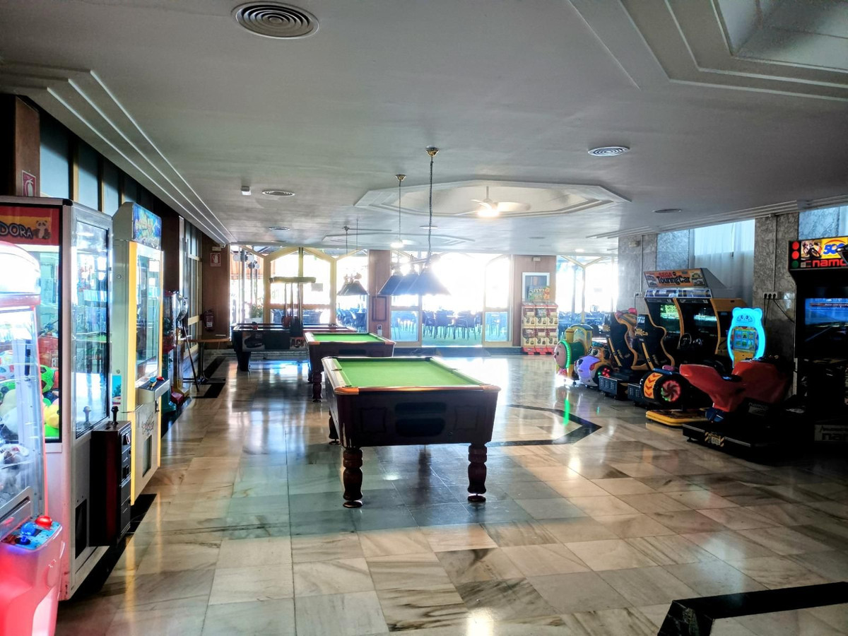 cc4ea0daf114cbb2f4ccbb91b988aa9a - 63