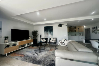 cd1ff8c02b3b8b40542e2f1557331bb4 - 17