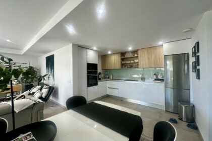 cd1ff8c02b3b8b40542e2f1557331bb4 - 19