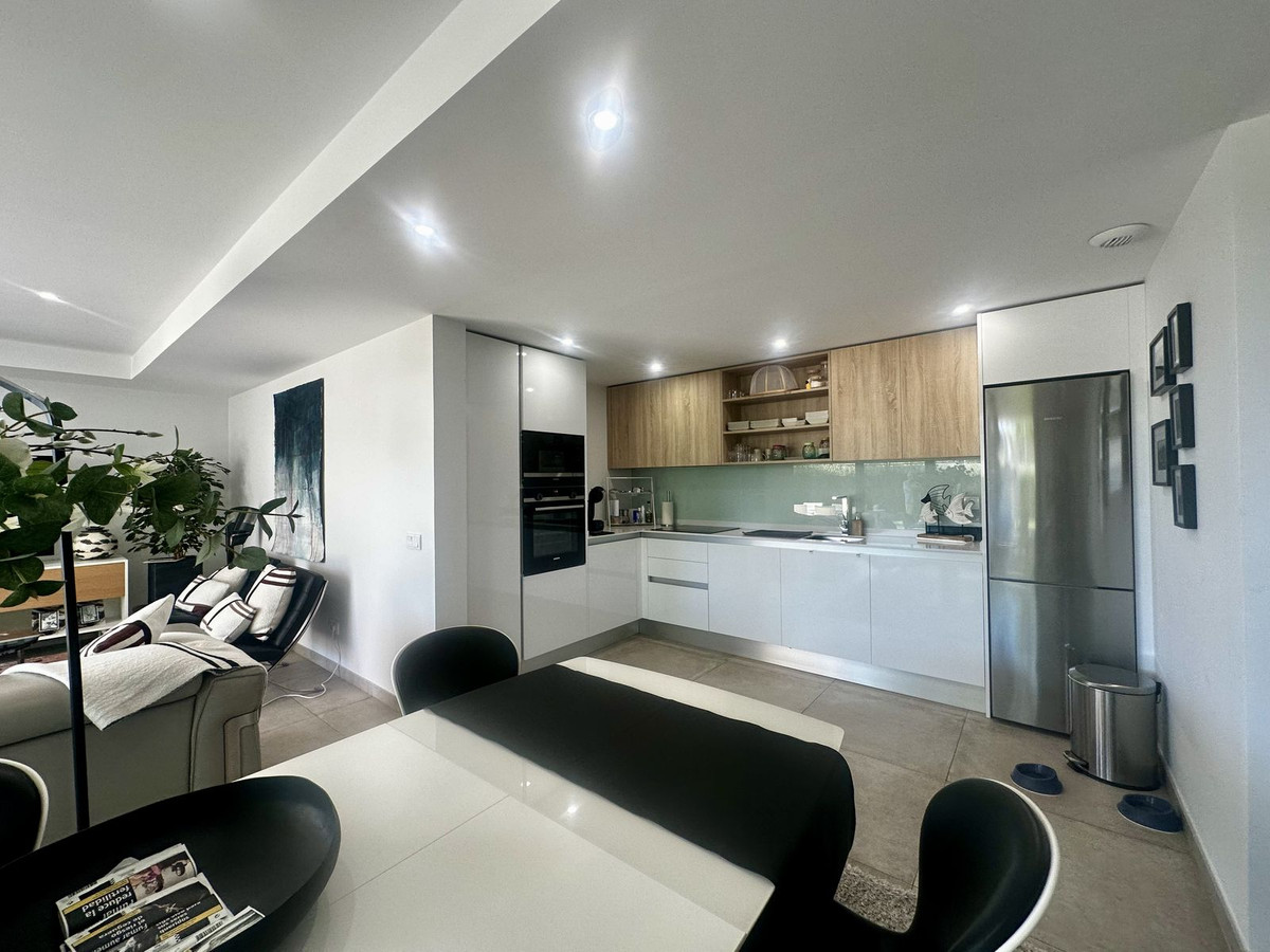 cd1ff8c02b3b8b40542e2f1557331bb4 - 19