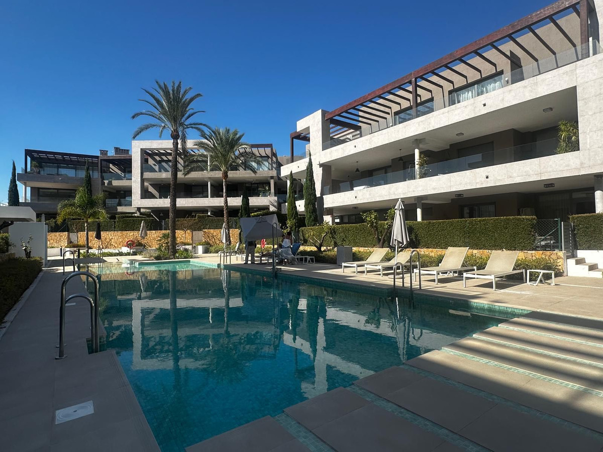 cd1ff8c02b3b8b40542e2f1557331bb4 - 2