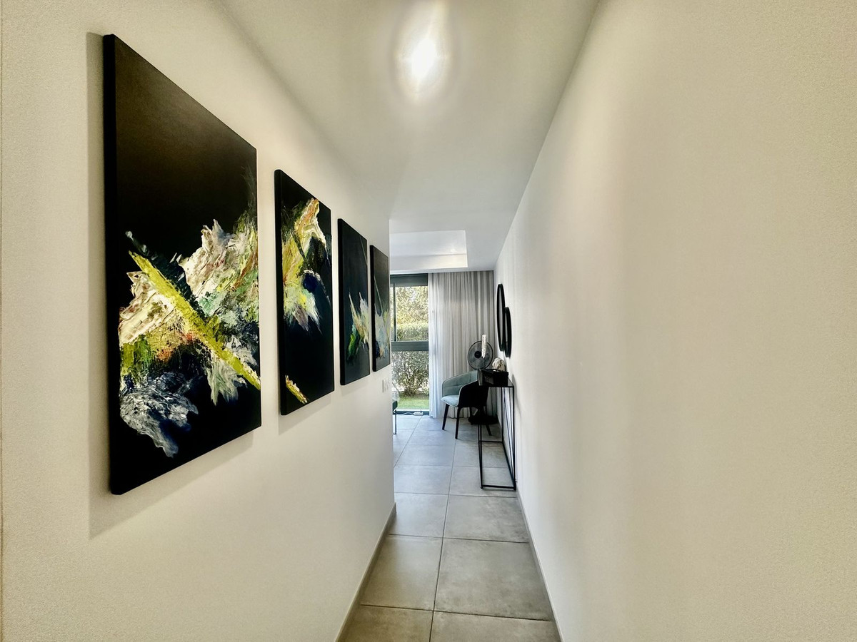 cd1ff8c02b3b8b40542e2f1557331bb4 - 23