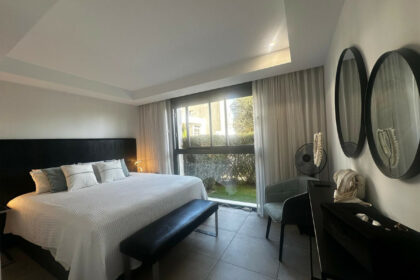 cd1ff8c02b3b8b40542e2f1557331bb4 - 25