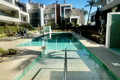 cd1ff8c02b3b8b40542e2f1557331bb4 - 3