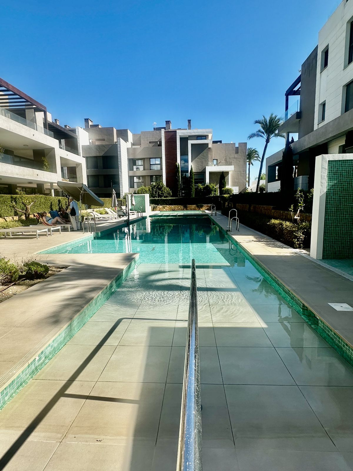 cd1ff8c02b3b8b40542e2f1557331bb4 - 3