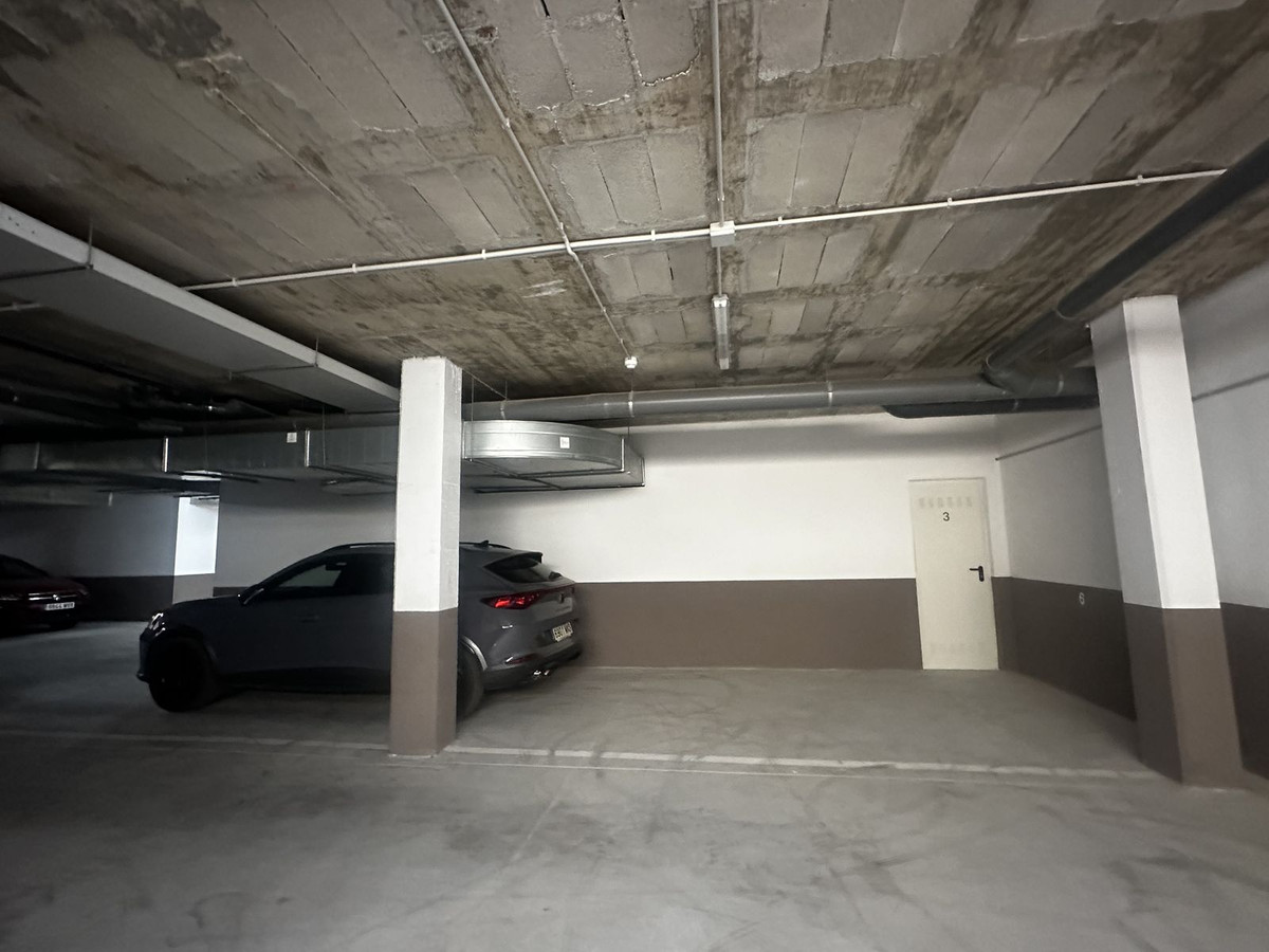 cd1ff8c02b3b8b40542e2f1557331bb4 - 37