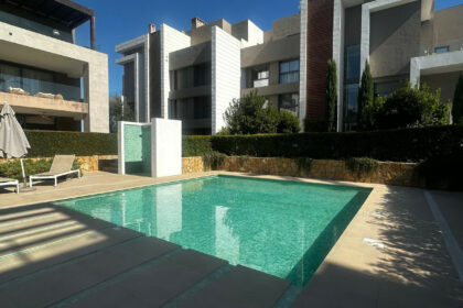 cd1ff8c02b3b8b40542e2f1557331bb4 - 4