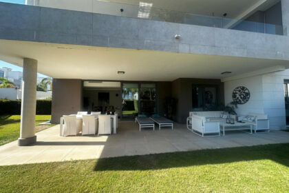 cd1ff8c02b3b8b40542e2f1557331bb4 - 5