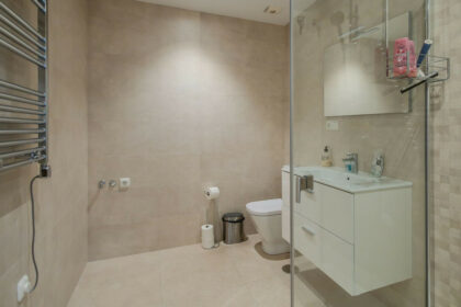 ce11acfcdf61a344b092881202b488ba - 13