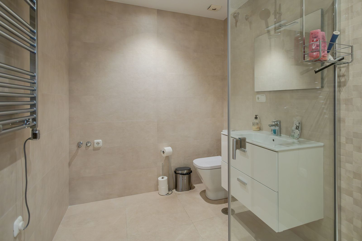 ce11acfcdf61a344b092881202b488ba - 13