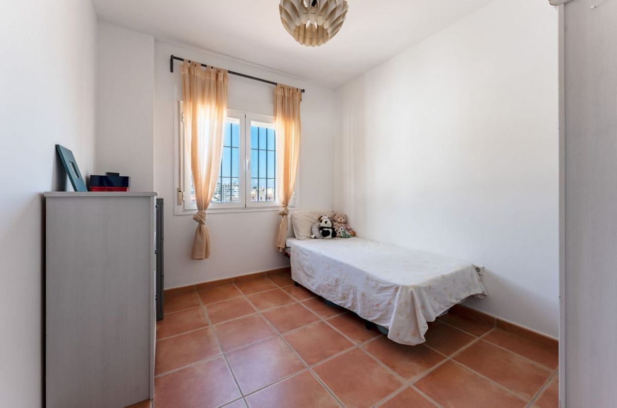 ceacc8e8ec98f00ac08decfd7c315905 - 10