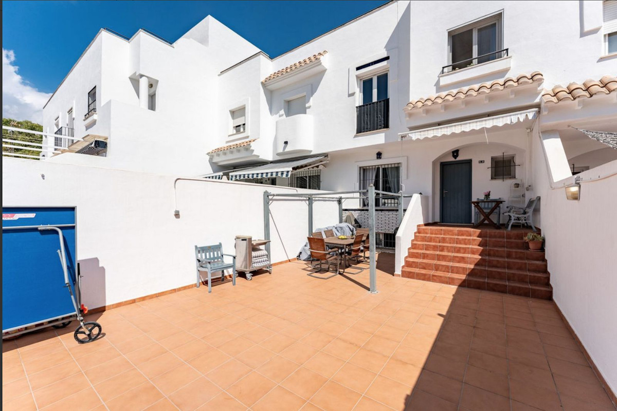 ceacc8e8ec98f00ac08decfd7c315905 - 17