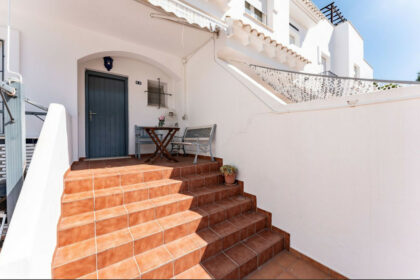 ceacc8e8ec98f00ac08decfd7c315905 - 18