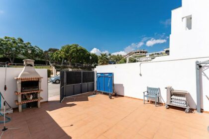 ceacc8e8ec98f00ac08decfd7c315905 - 2