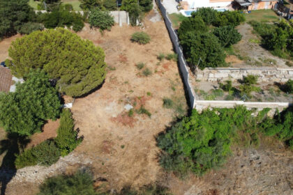 cee42c09b858dc7c7c034373513bec00 - 16