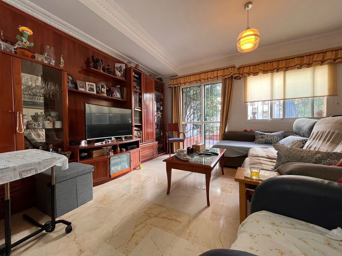 cfb74962ba5f95e35fe3d1f38be47739 - 1